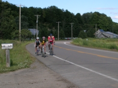 The boys ride west, along the Fleuve Saint-Laurent (Saint Lawrence River).
