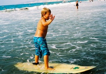 Ave cruising in on a shore break (same break).